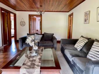 Se vende increíble finca con 149,270m2 de lote en Santa Barbara de Heredia 23-2274