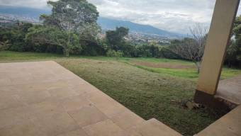 Se vende amplio lote con mas de 7,200m2 en San Rafael de Heredia 23-414