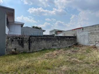 Se vende lote de 250m2 en zona residencial de La Trinidad en 