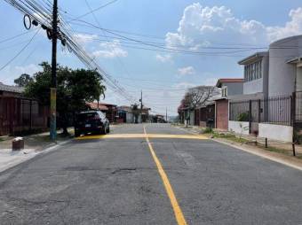 Se vende lote de 250m2 en zona residencial de La Trinidad en 