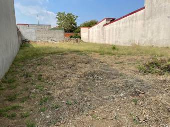 Se vende lote de 250m2 en zona residencial de La Trinidad en Moravia 24-1420