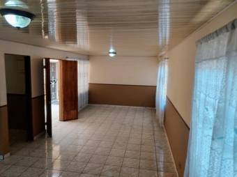 Se vende amplia casa con uso de suelo mixto en Santa bárbara de Heredia 23-2999