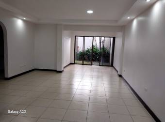 VENTA DE CASA EN CONDOMINIO EN ALAJUELA