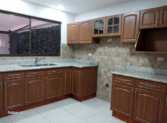 HOUSE FOR SALE IN CONDOMINIUM IN ALAJUELA