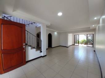 HOUSE FOR SALE IN CONDOMINIUM IN ALAJUELA