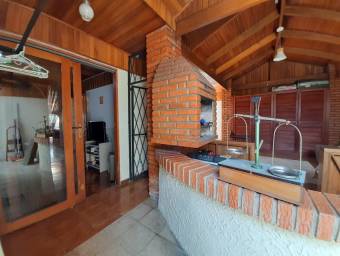 MLS-24-1703 VENTA CASA MORAVIA SAN JOSE 