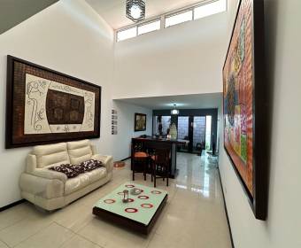 Casa a la venta en condominio - San Pablo de Heredia 