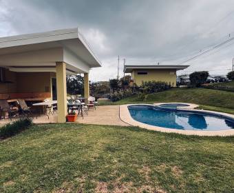 Casa a la venta en condominio - San Pablo de Heredia 