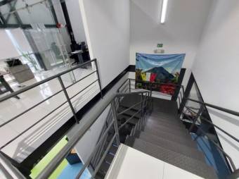 Se vende espaciosa bodega con espacios para oficina en san Rafael de Alajuela 25-111 Se vende espaciosa bodega con espacios para oficina en san Rafael de Alajuela 25-111