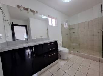 FURNISHED APARTMENT FOR SALE IN TORRE SANTA ANA CENTRO FURNISHED APARTMENT FOR SALE IN TORRE SANTA ANA CENTRO