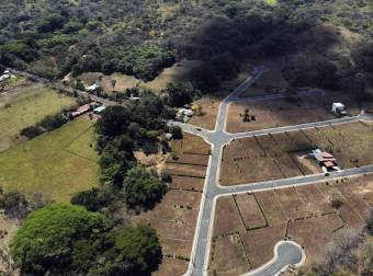 Venta lote en Condominio Valle Escondido. San Pablo Turrubares. Excelente Entorno.