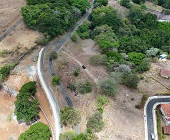 Lot for sale in the Villas del Arroyo Eco-Residential Complex in Las Vueltas de La Guacima.