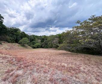 Lot for sale in the Villas del Arroyo Eco-Residential Complex in Las Vueltas de La Guacima.
