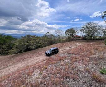 Lot for sale in the Villas del Arroyo Eco-Residential Complex in Las Vueltas de La Guacima.