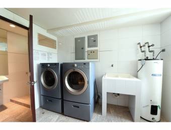 VENTA DE APARTAMENTO ESTILO CLÁSICO, SAN JOSE, ESCAZU, EL CORTIJO