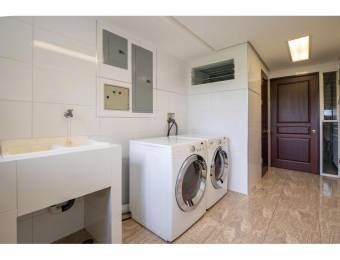 VENTA DE APARTAMENTO ESTILO CLÁSICO, SAN JOSE, ESCAZU, EL CORTIJO