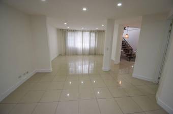 ESCAZU GUACHIPELIN VENDO CASA $275.000