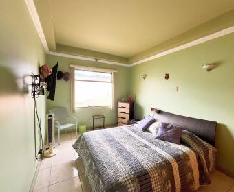 Casa a la venta en Trejos Montealegre en San Rafael de Escazú.