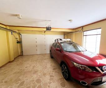 Casa a la venta en Trejos Montealegre en San Rafael de Escazú.