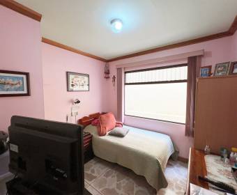 Casa a la venta en Trejos Montealegre en San Rafael de Escazú.