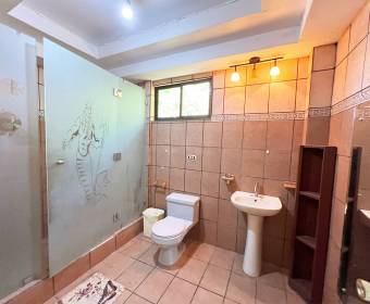 House for sale in open residential located in Heredia.