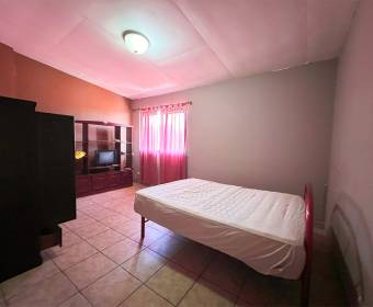 House for sale in open residential located in Heredia.