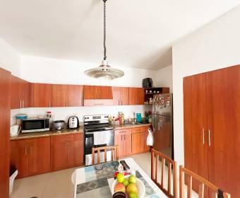 Dos casas a la venta en  residencial La Itaba en Curridabat, San José.