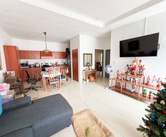 Dos casas a la venta en  residencial La Itaba en Curridabat, San José.