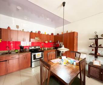 Dos casas a la venta en  residencial La Itaba en Curridabat, San José.