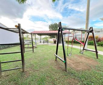 Beautiful second-floor apartment for sale located in a condominium in San Francisco, Heredia. Beautiful second-floor apartment for sale located in a condominium in San Francisco, Heredia.