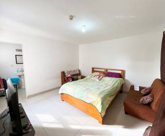 Beautiful second-floor apartment for sale located in a condominium in San Francisco, Heredia. Beautiful second-floor apartment for sale located in a condominium in San Francisco, Heredia.