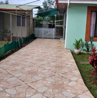 La Casa Perfecta Para Tu Familia Espera Por Ti. La Casa Perfecta Para Tu Familia Espera Por Ti.