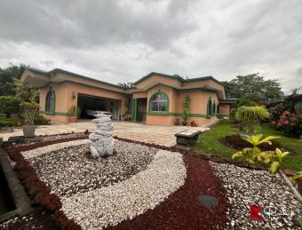 Fantastica propiedad con excelente ubicación 1107m2