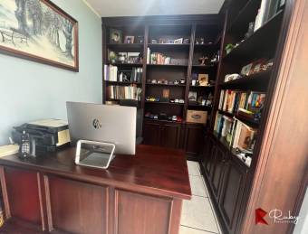 Fantastica propiedad con excelente ubicación 1107m2