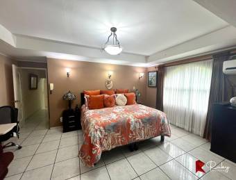 Fantastica propiedad con excelente ubicación 1107m2