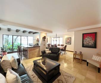 Casa a la venta en condominio ubicado en Guayabos de Curridabat. Casa a la venta en condominio ubicado en Guayabos de Curridabat.