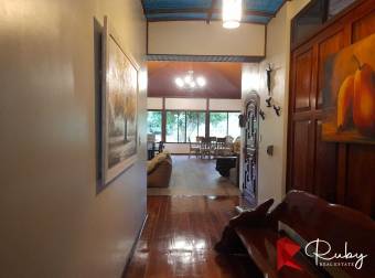 En Venta $225,000 en Guapiles  Amueblada 