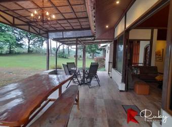 En Venta $225,000 en Guapiles  Amueblada 