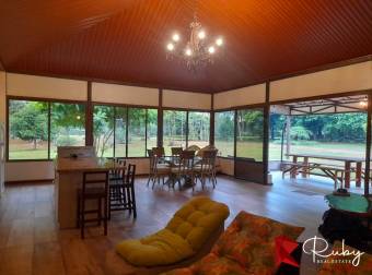 En Venta $225,000 en Guapiles  Amueblada 