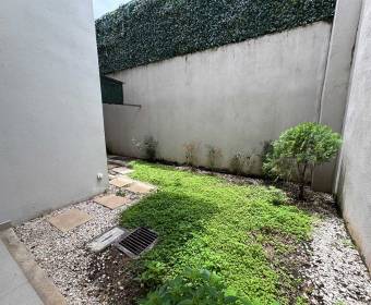 Casas a la venta en San Rafael de Escazú.