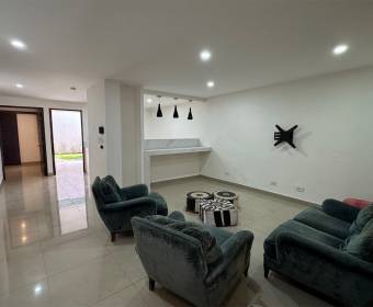 Casas a la venta en San Rafael de Escazú.