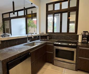 Casas a la venta en San Rafael de Escazú.