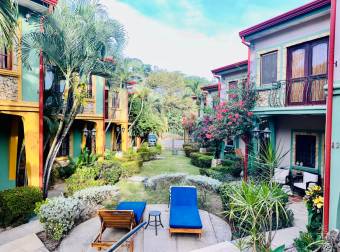 Bright and Comfortable Apartment in Central Tamarindo