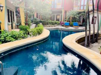 Bright and Comfortable Apartment in Central Tamarindo