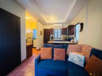 Bright and Comfortable Apartment in Central Tamarindo