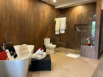 MLS-25-627 LS VENTA CASA HEREDIA CENTRO MLS-25-627 LS VENTA CASA HEREDIA CENTRO