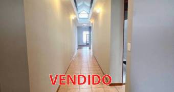 Escazu casa en alquiler $2.000 /1 piso, jardin, terraza