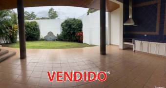 Escazu casa en alquiler $2.000 /1 piso, jardin, terraza