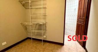 Escazu casa en alquiler $2.000 /1 piso, jardin, terraza