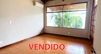 Escazu casa en alquiler $2.000 /1 piso, jardin, terraza
